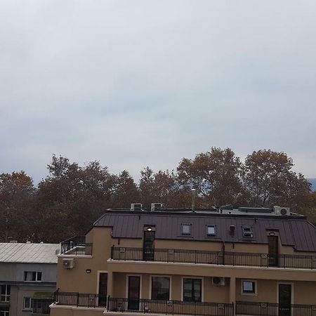 Roza Apartment Varna Exteriör bild