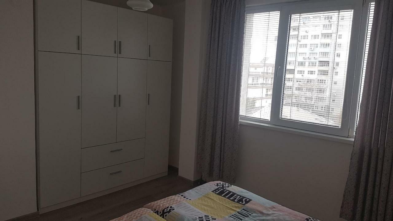 Roza Apartment Varna Exteriör bild
